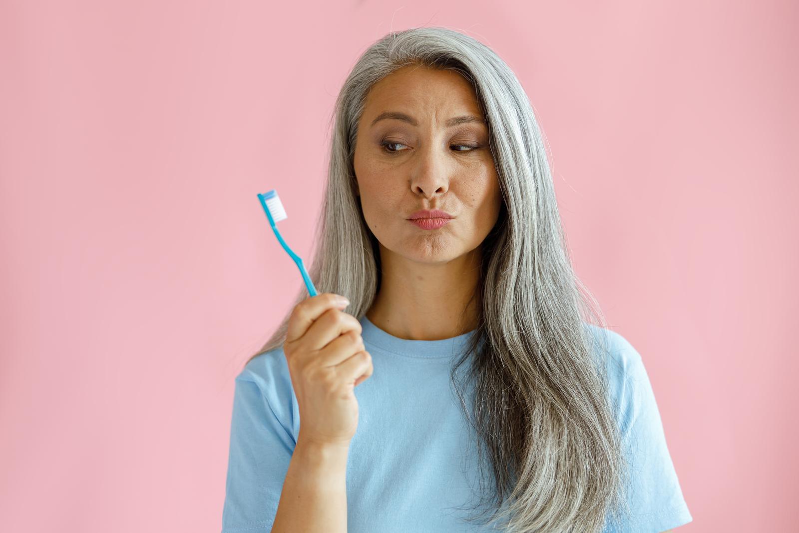 Toothbrush Cover: Friend Or Foe? Tips For Keeping Your Toothbrush Clean