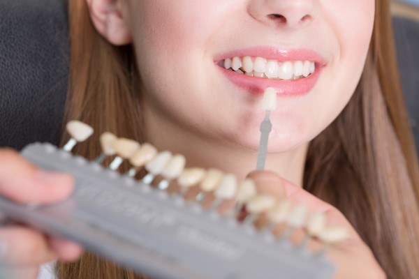 How Dental Laminates Can Improve Your Oral Health