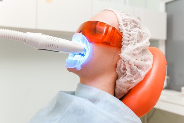 Laser Teeth Whitening &#    ; The Number And Length Of Sessions