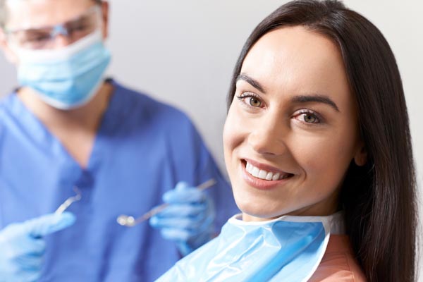 What To Expect At Your Dental Implant Surgery Consultation
